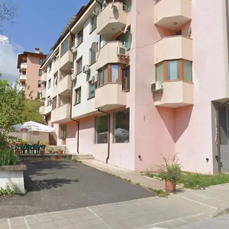 New & Stylish Axel With Mountain Views * Smolyan