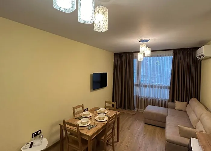 New & Stylish Axel With Mountain Views Apartment Smolyan